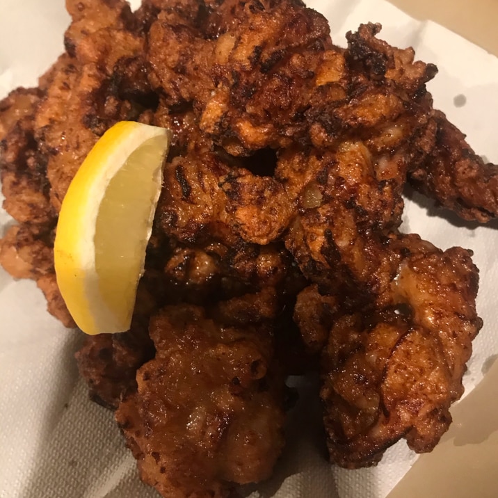 鳥せせりの唐揚げ。味噌味で♫